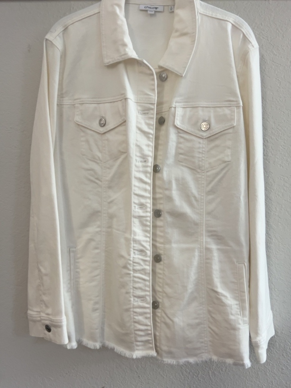 NWT Chico’s Alabaster Midlength Denim Jacket Size 3 XL Fray Hem $129